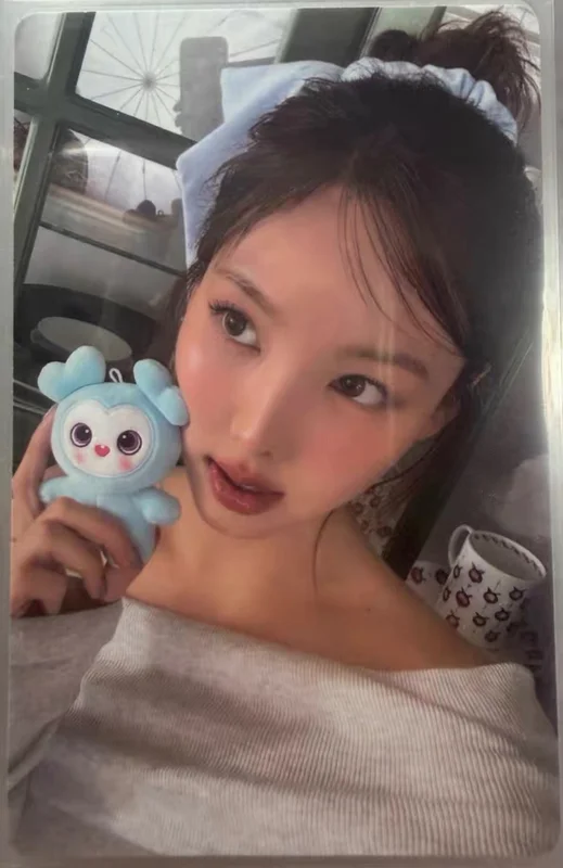 TWICE OFFICIAL FANCLUB ONCE 5TH GENERATION