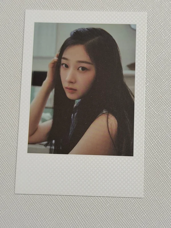 MY WORLD Zine Ver. Polaroid Card Set