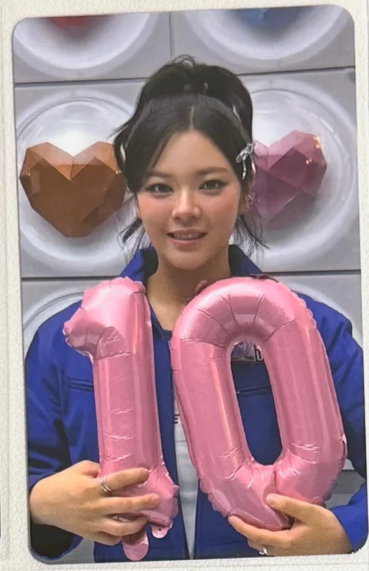 2025 TWICE FANMEETING [10VE UNIVERSE] POP-UP STORE REWARD