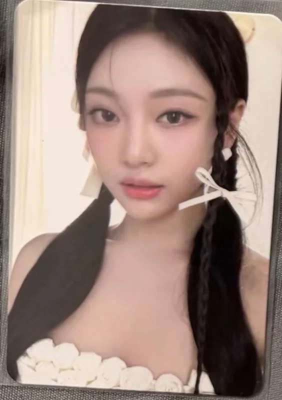 2024 SEASON'S GREETINGS RANDOM TRADING CARD