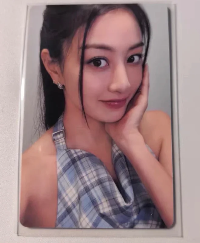 THIS IS FOR YIZHIYU