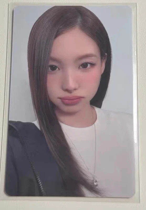 TWICE [THIS IS FOR] WORLD TOUR IN JAPAN POPUP STORE REWARD
