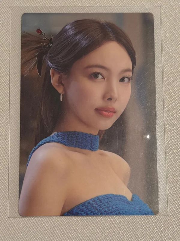 TWICE MONOGRAPH READY TO BE