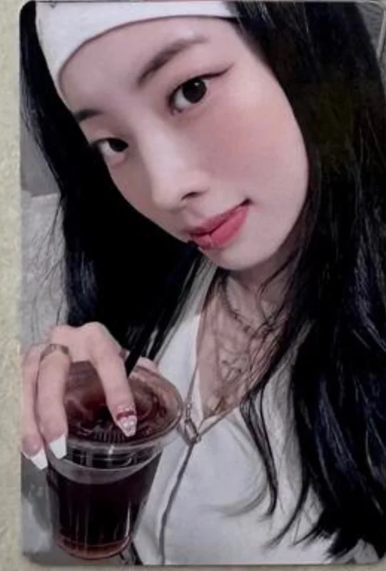 THIS IS FOR YIZHIYU