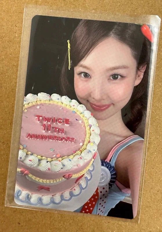 TWICE 11TH ANNIVERSARY POP-UP STORE [TWICE THE THRILL] REWARD