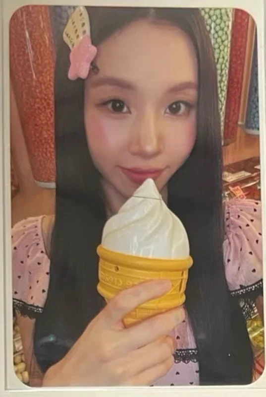 TWICE 11TH ANNIVERSARY POP-UP STORE [TWICE THE THRILL] SPECIAL EVENT