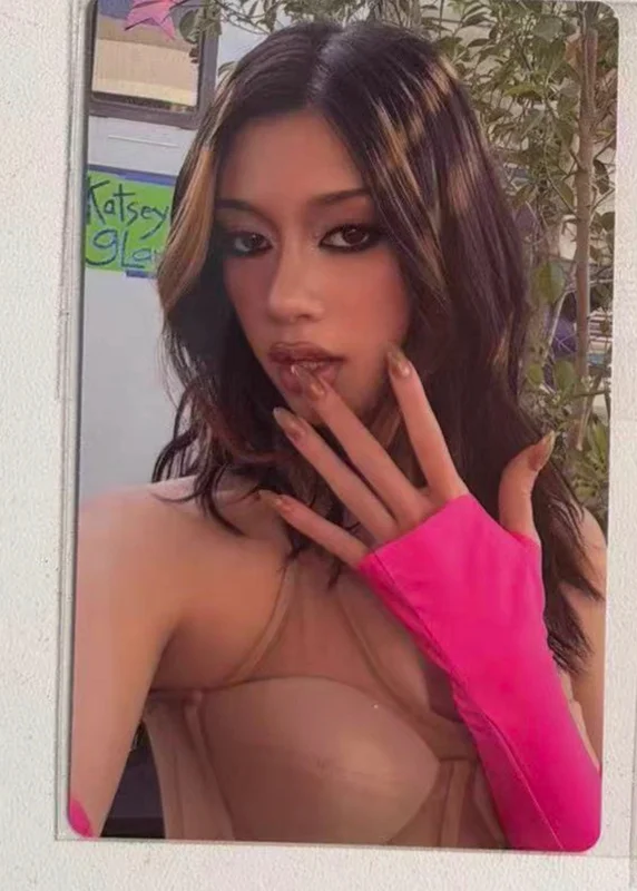 WILD WEVERSE