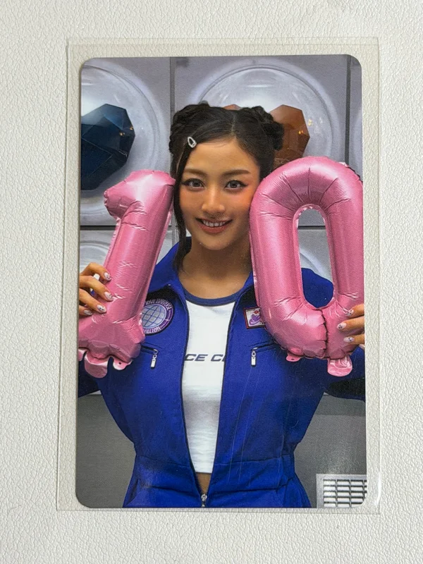 2025 TWICE FANMEETING [10VE UNIVERSE] POP-UP STORE REWARD