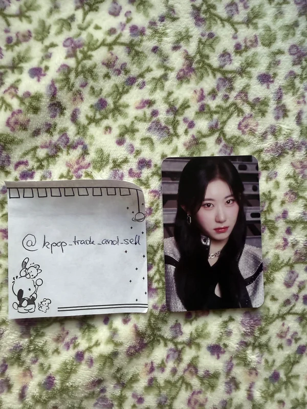 ITZY 2ND WORLD TOUR BORN TO BE in SEOUL TRADING CARD