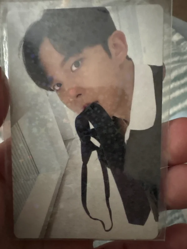 GOLDEN HOUR : Part.1 Target Exclusive