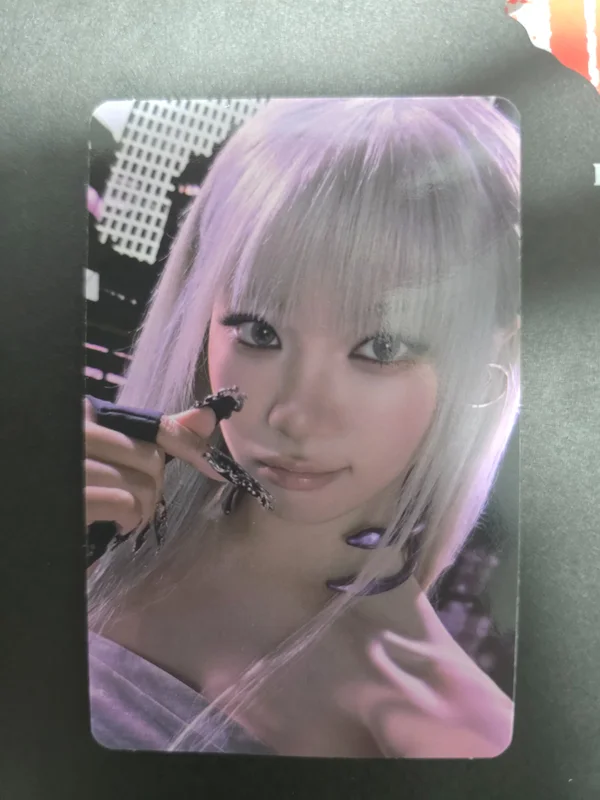 LE SSERAFIM KIM CHAEWON 'EASY KPOP MERCH LUCKY DRAW' Photocard