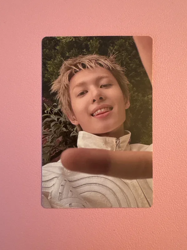 COLOR OUTSIDE THE LINES General Market Exclusive