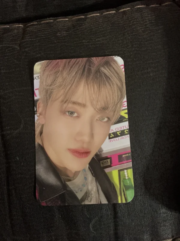 Glitch Mode Digipack Ver. Mu-Mo Shop