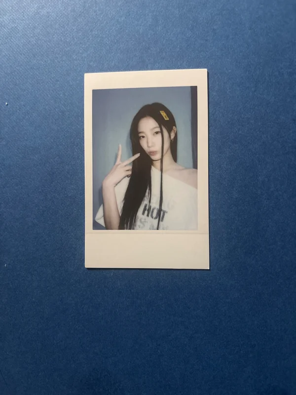 LE SSERAFIM 2025 S/S POP UP - THE HOT HOUSE Instant Photo Card