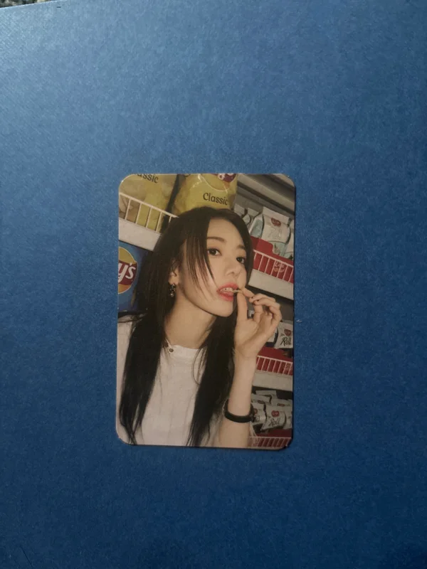 ANTIFRAGILE Weverse Albums Ver.