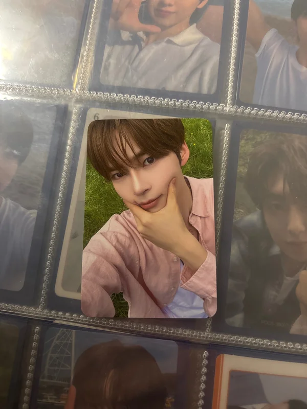 NEVER SAY NEVER DIGIPACK Ver. WITHMUU