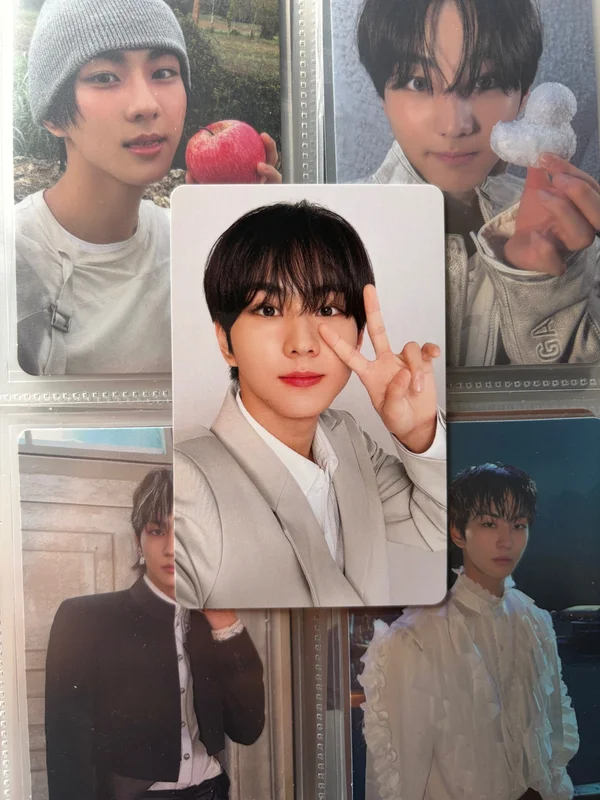 ENHYPEN WORLD TOUR WALK THE LINE IN JAPAN PHOTO CARD