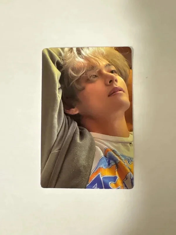 BTS V LAYOVER