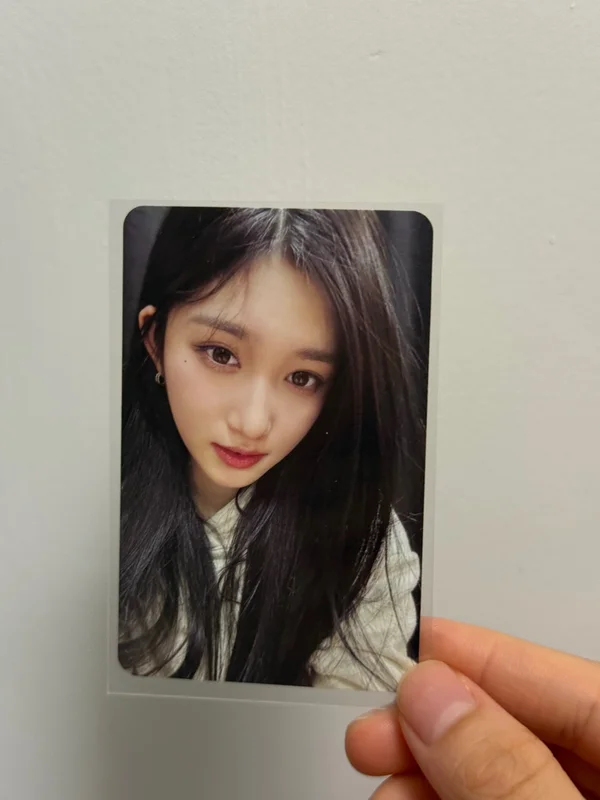 IIVE THE FIRST FAN CONCERT The Prom Queens KIT VIDEO