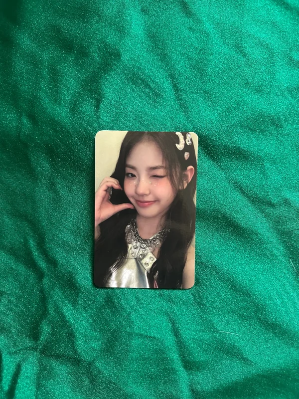 Yoona We Unis Pop Up MD