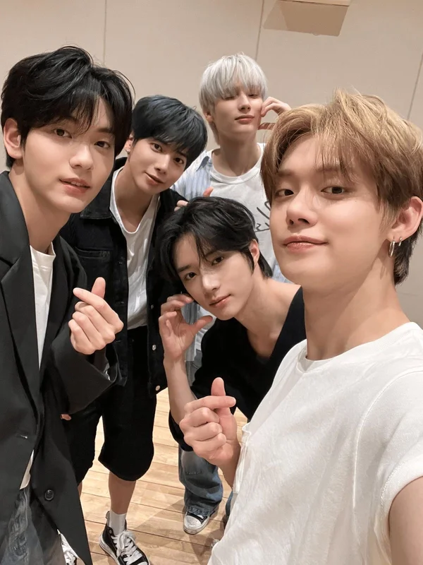 kpopwhity