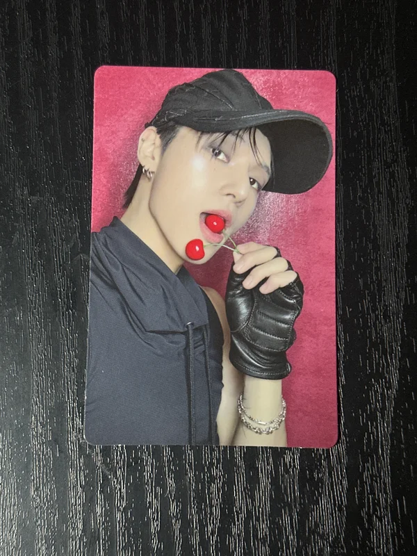 GOLDEN HOUR : Part.3 HEAT Ver. hello82 Exclusive