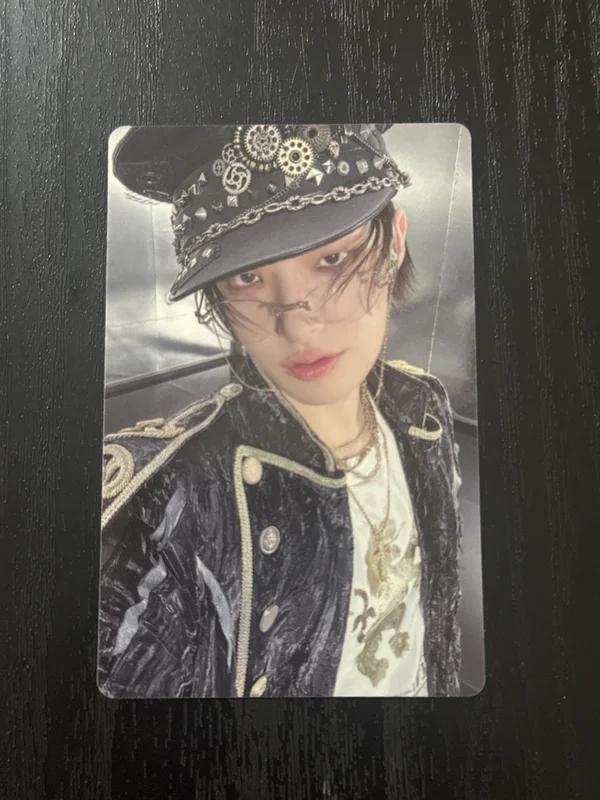 GOLDEN HOUR : Part.4 Fnac Exclusive