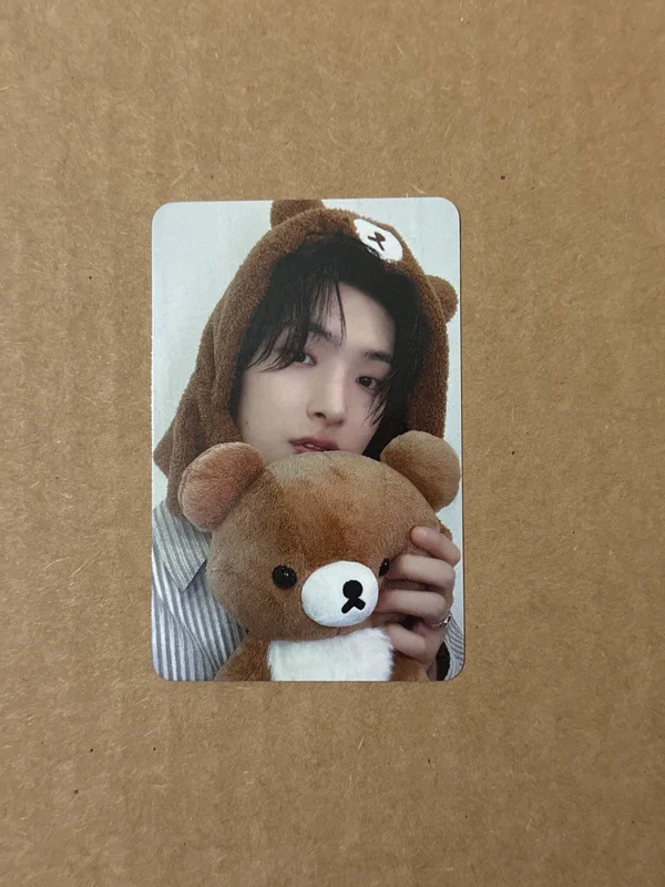 GOLDEN HOUR : Part.3 Hellolive shop