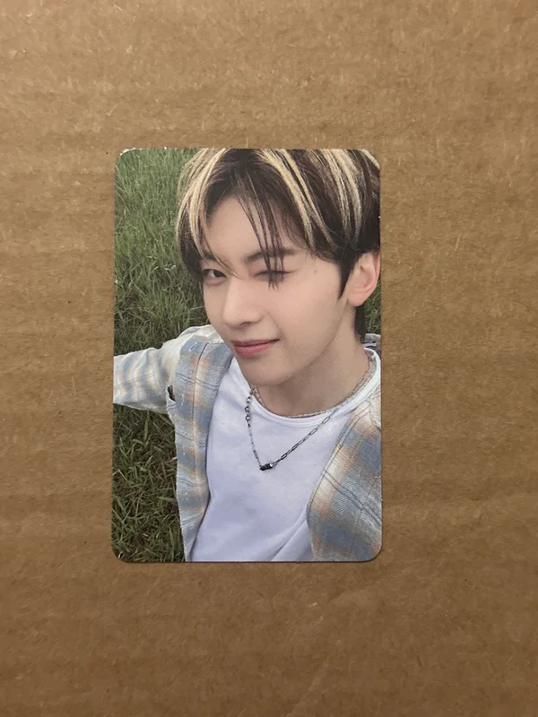 Pocamarket, ZEROBASEONE SEOK MATTHEW NEVER SAY NEVER PHOTOBOOK Ver
