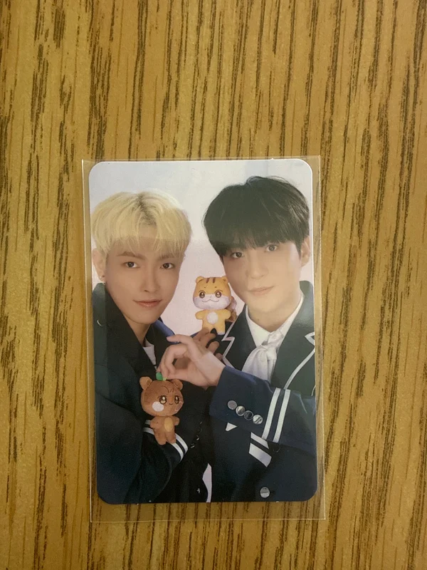 ATEEZ X ANITEEZ ADVENTURE POP-UP STORE ANITEEZ IN ILLUSION