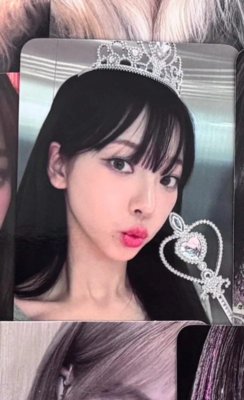 KARINA ARTIST BIRTHDAY MINI CAKE HOLDER