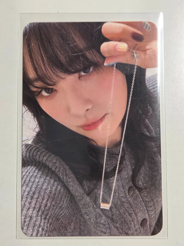 SEULGI ARTIST BIRTHDAY MINI CAKE HOLDER
