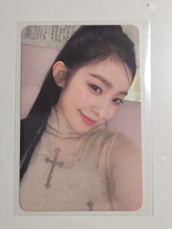 Like A Flower RANDOM TRADING CARD SET
