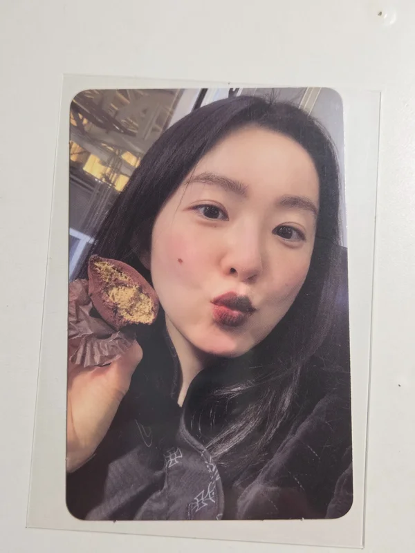 Biggest Fan RANDOM TRADING CARD