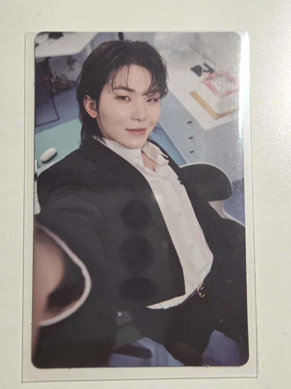 17 IS RIGHT HERE WEVERSE