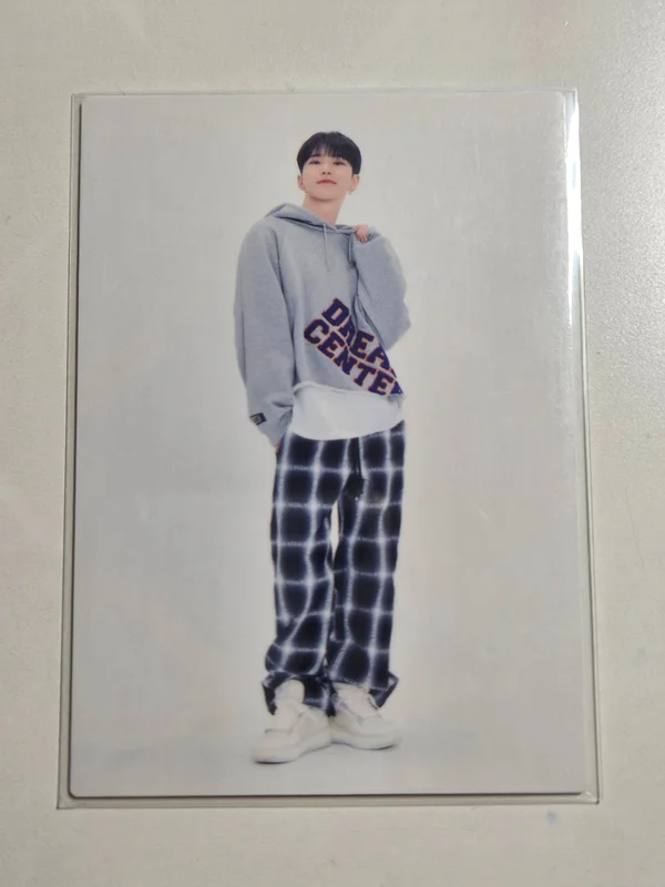 23 SEVENTEEN's HOME PHOTO CARD
