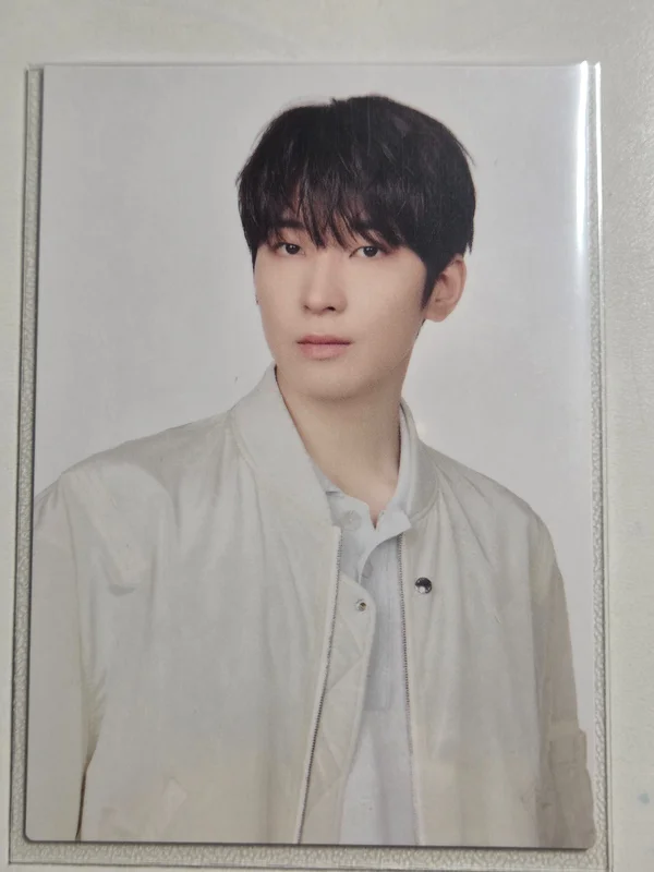 24 SEVENTEEN's HOME PHOTO CARD