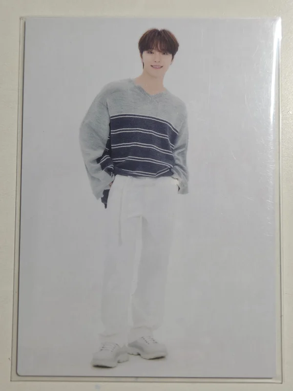 23 SEVENTEEN's HOME PHOTO CARD