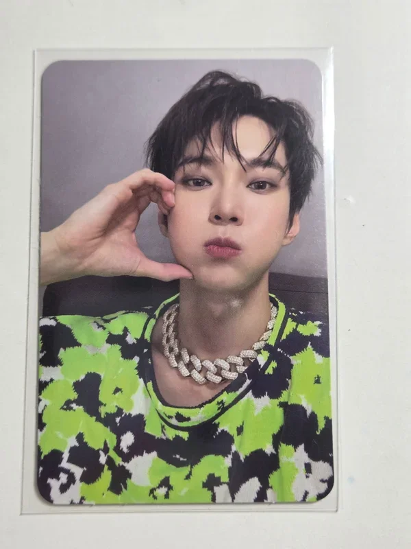 2 Baddies Photobook Ver. KR Ver.
