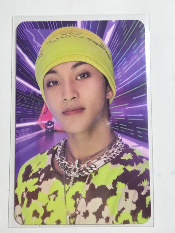 2 Baddies Photobook Ver. KR Ver.