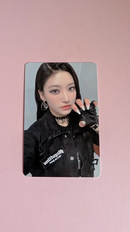 the Billage of perception: chapter two mane ver.  Billlie | SIYOON