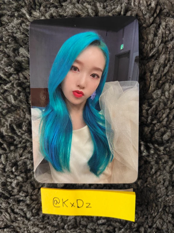 LOONATHEWORLD : Midnight Festival Photocard Set