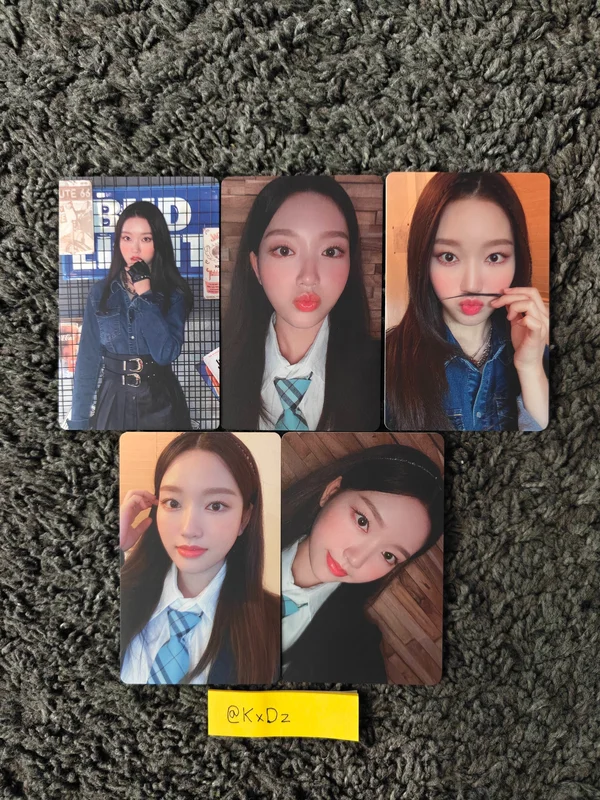 2022 LOONA 3RD SEASON'S GREETINGS