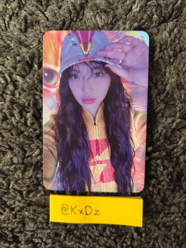 NewJeans HYEIN 'Supernatural Weverse Albums ver.' Photocard | Sold
