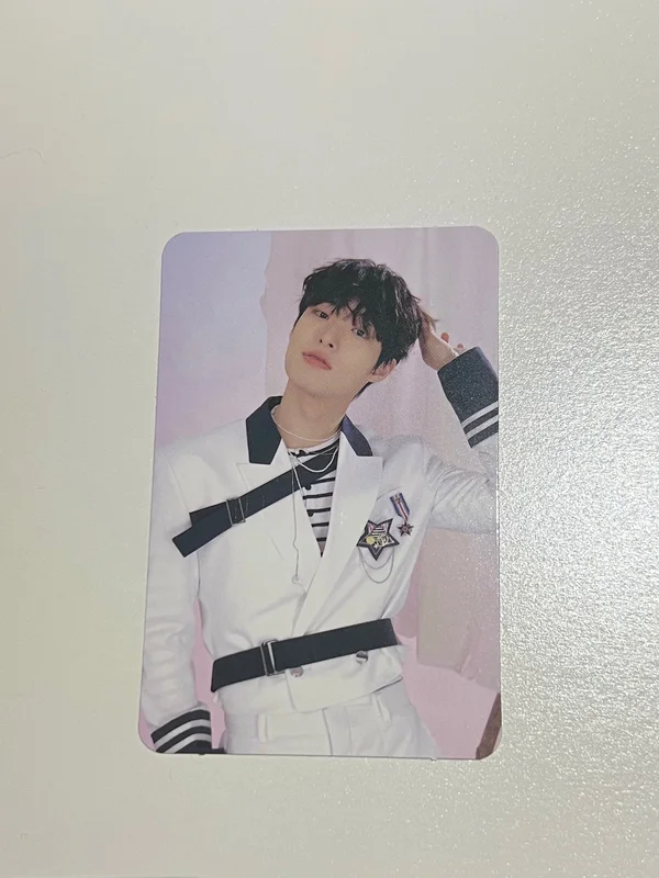 ATEEZ X ANITEEZ ADVENTURE POP-UP STORE ANITEEZ IN ILLUSION RANDOM TRADING CARD