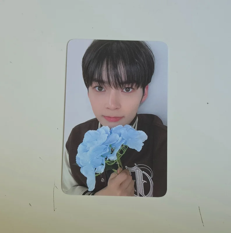 You had me at HELLO SOLAR ver. KTOWN4U