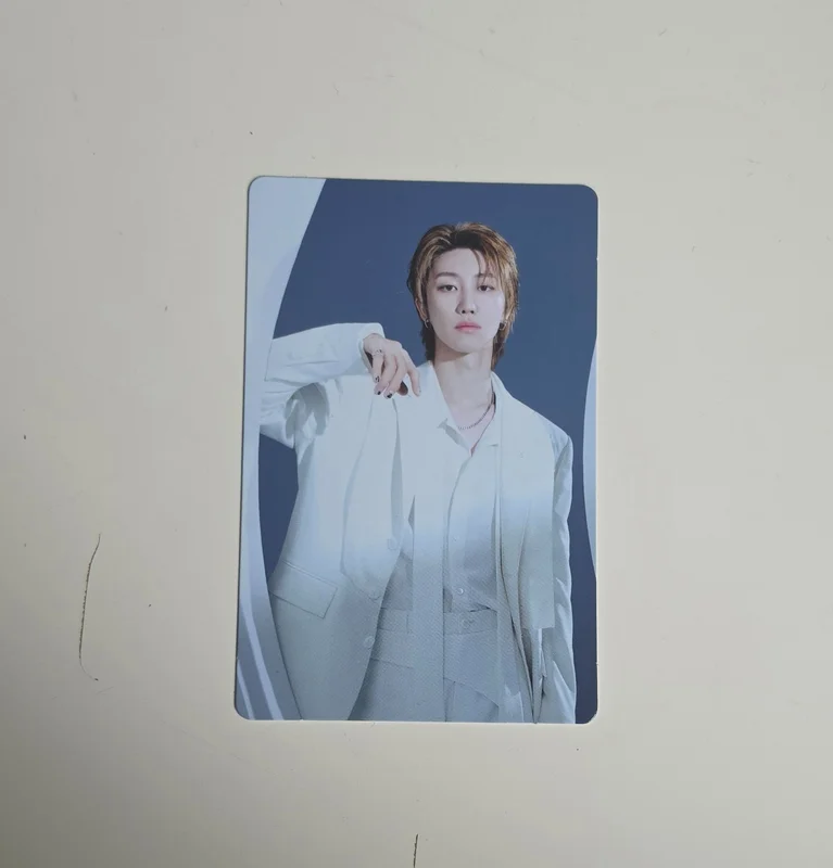 SEVENTEEN WORLD TOUR [NEW_] Trading Card Set