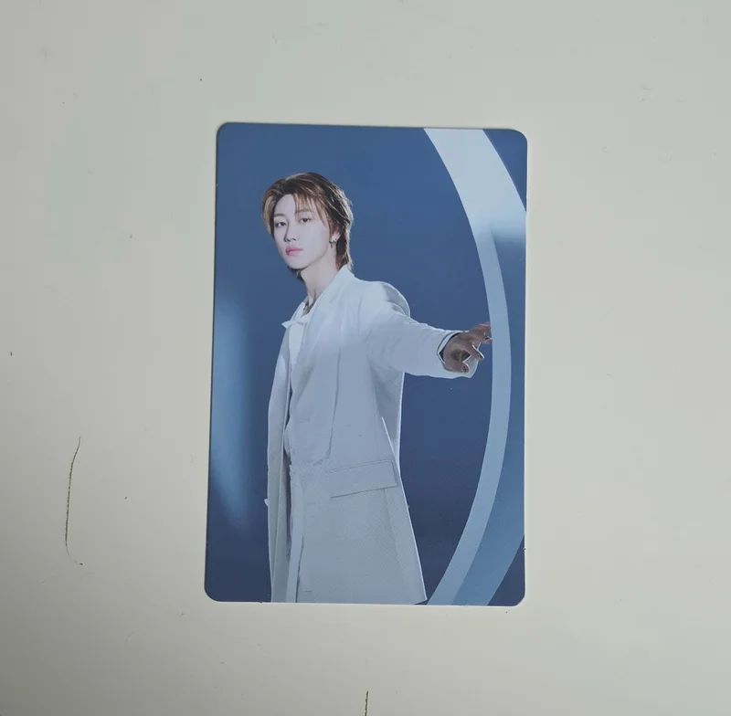 SEVENTEEN WORLD TOUR [NEW_] Trading Card Set
