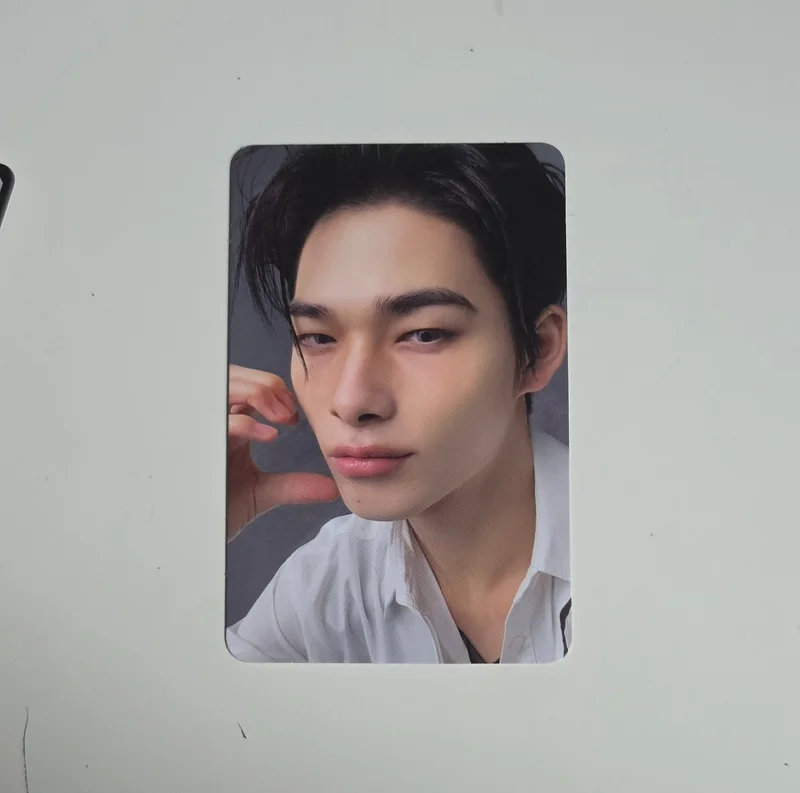 DESIRE : UNLEASH KPOP MERCH/SHOPE