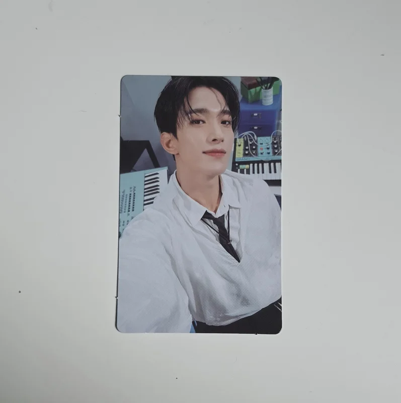17 IS RIGHT HERE WEVERSE